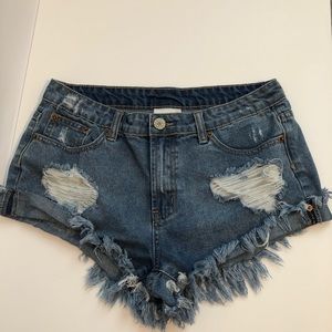 Litz frayed distressed hi waist shorts | Medium